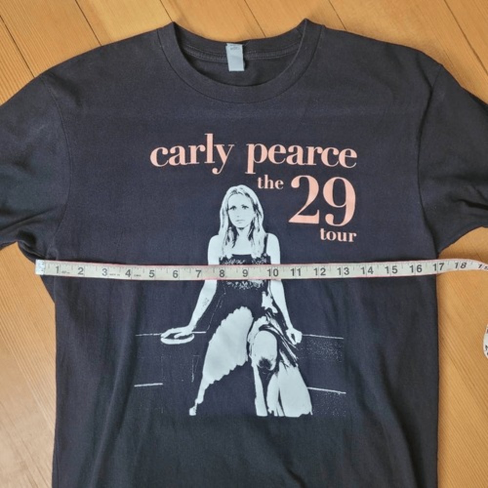 Carly Pearce the 29 tour band tee short sleeved 100% cotton grunge alternative - Picture 4 of 7